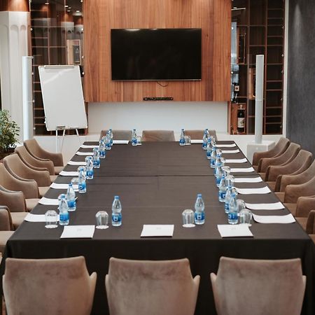 Marinaj Hotel & Spa Тирана Екстер'єр фото