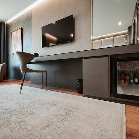 Marinaj Hotel & Spa Тирана Екстер'єр фото
